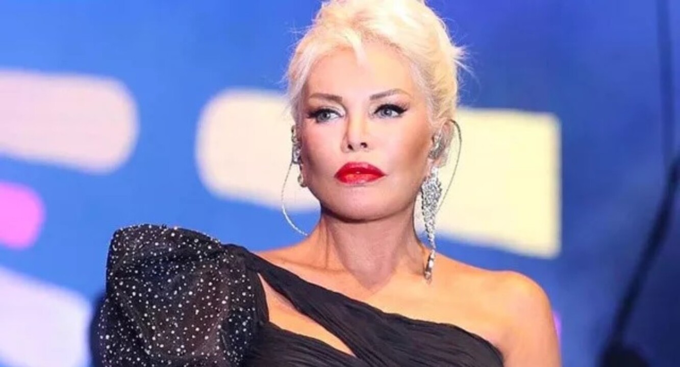 'Deprem fırsatçısı' iddiası Süperstar Ajda Pekkan'ı çileden çıkardı