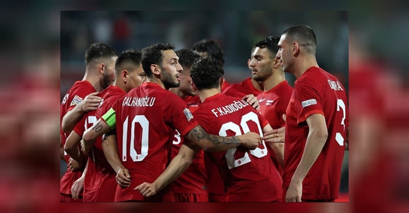 Türkiye Futbol Federasyonu, A Milli Takım'ın aday kadrosunu kamuoyuyla paylaştı. Milli takım, özel maçlar için 22 Mart'ta Macaristan'la Budapeşte'deki Puskas Arena'da, 28 Mart'ta ise Avusturya ile Viyana'daki Ernst Happel Stadı'nda karşılaşacak.