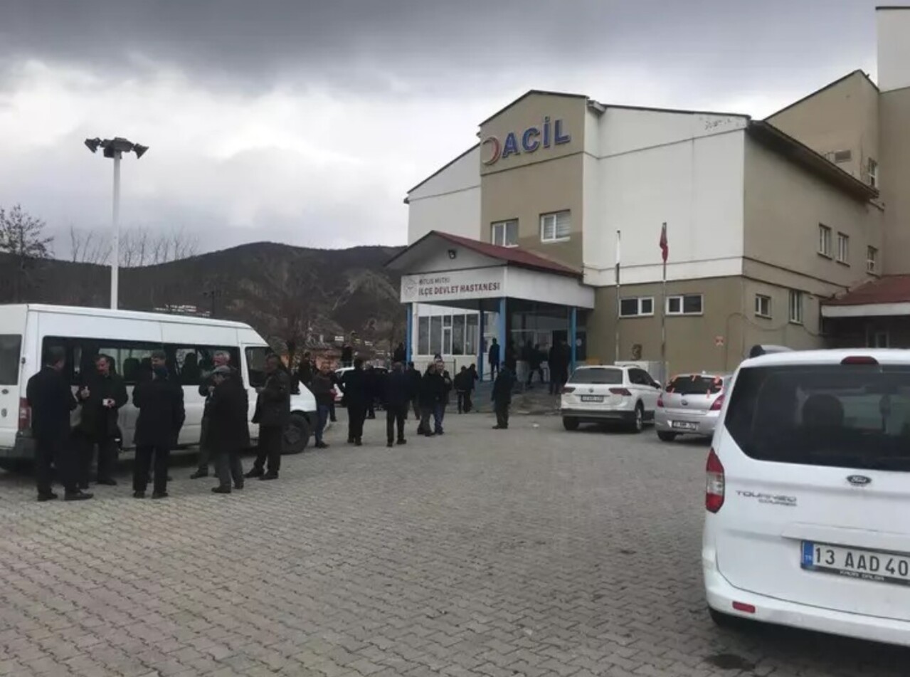 Bitlis'te katliam! Aynı aileden 3 kişiyi öldürdü